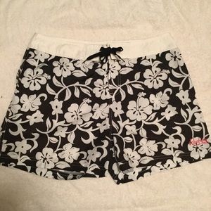 REEBOK Water Shorts 🌺🌺